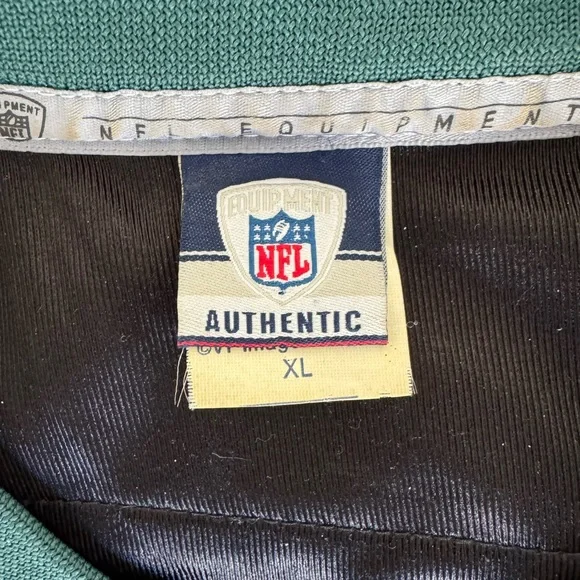 Philadelphia EAGLES NFL Jersey #87 Celek  -Women’s size XL - Picture 8 of 8